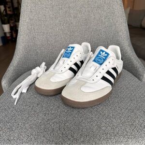 ADIDAS SAMBA OG size 7 women shoes like new